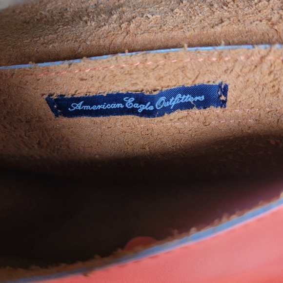 American Eagle Cute Crossbody Purse - Picture 4 of 8